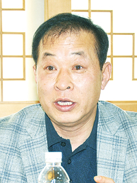 4-강인규 단장(사과).JPG