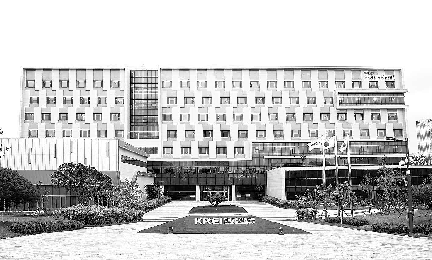 포맷변환_2-축산업 대책마련 TF운영.jpg