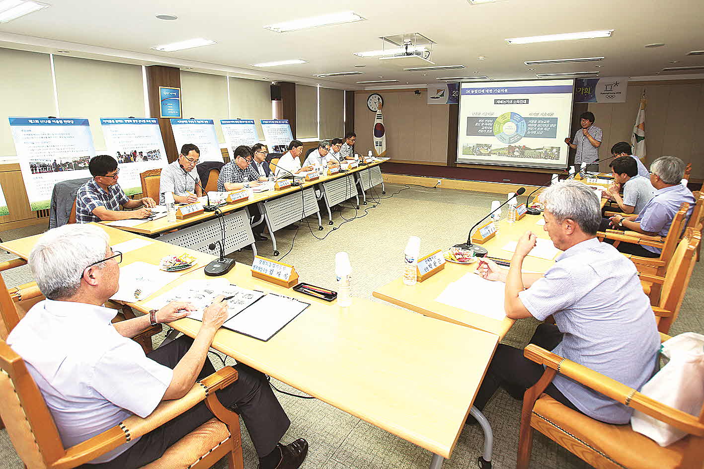 포맷변환_12-강원 산학연 중간평가회.jpg