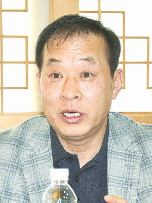 크기변환_포맷변환_4-강인규 단장(사과).jpg