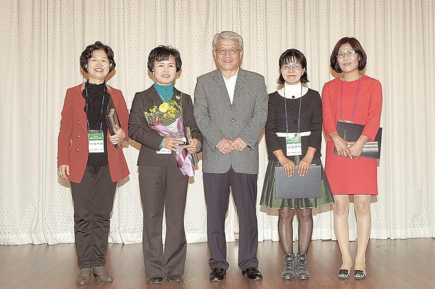 포맷변환_포맷변환_공로상 수상기념.jpg