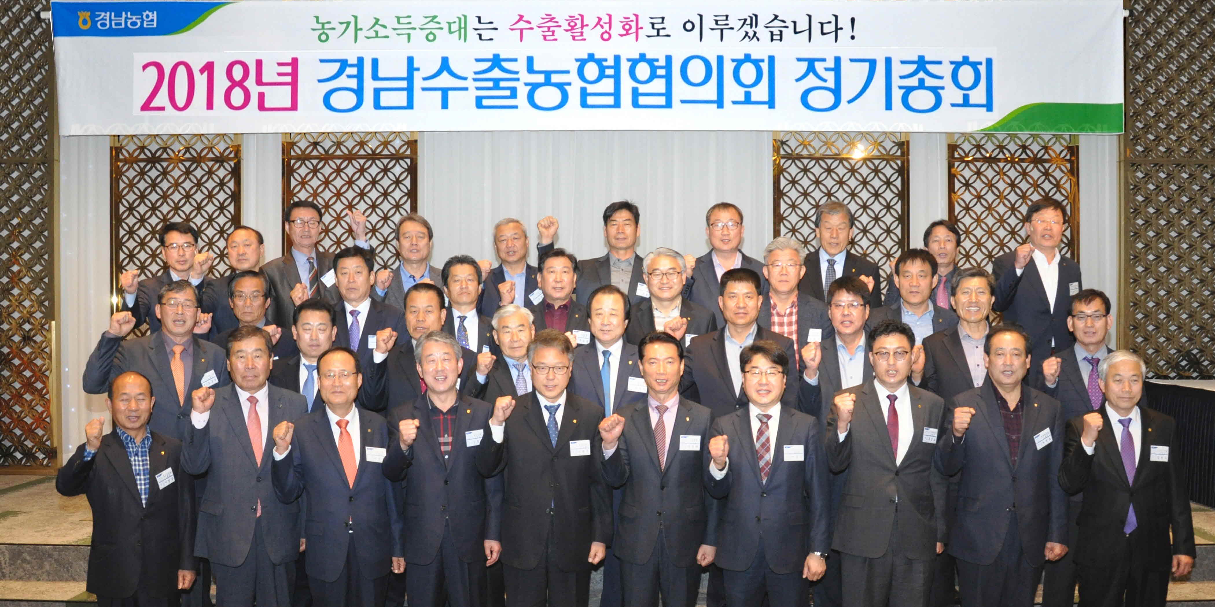 포맷변환_22-단체기념 촬영.jpg