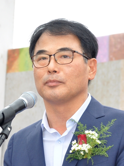 12-장충남 군수.jpg