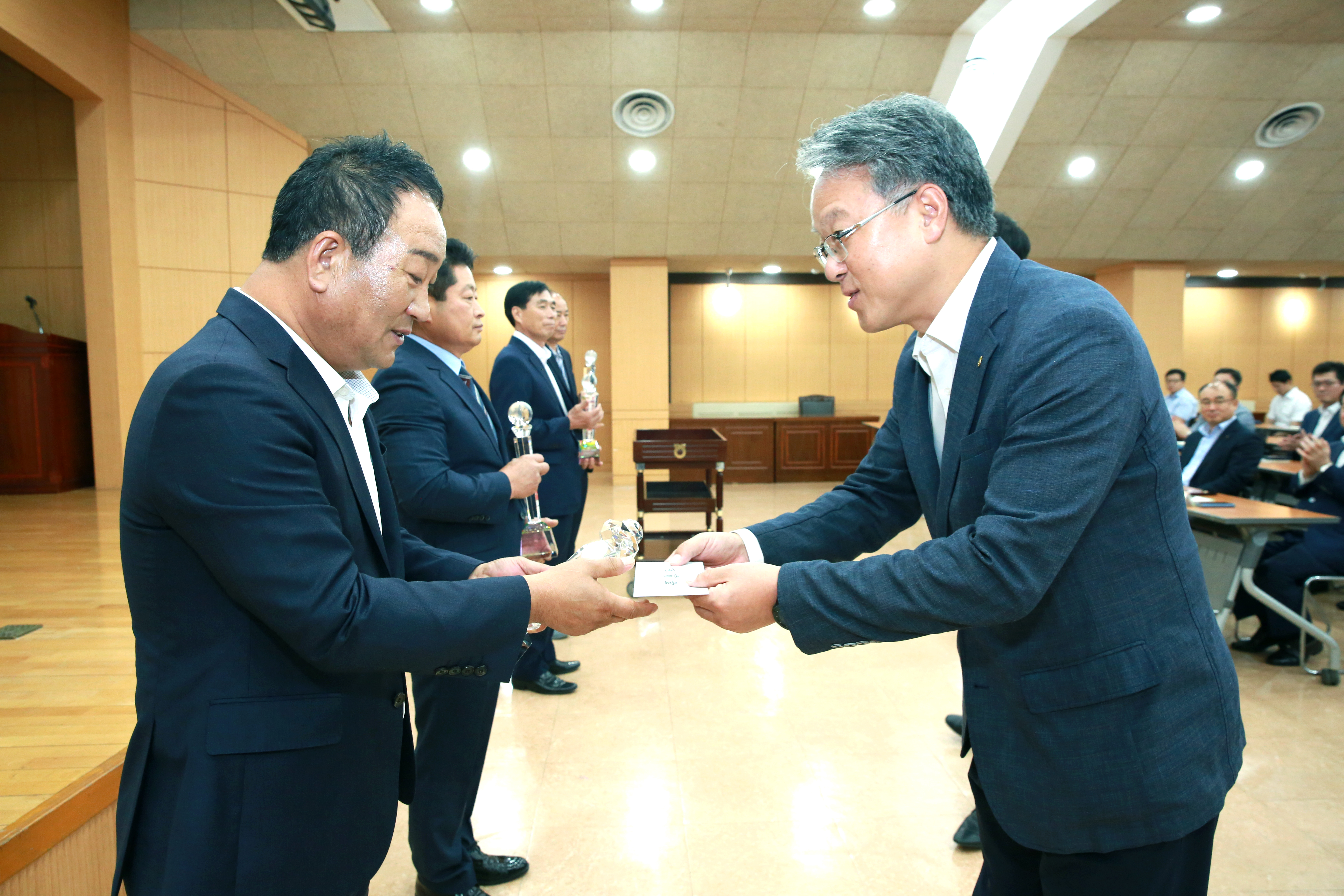 2-남밀양 공선 수상.JPG