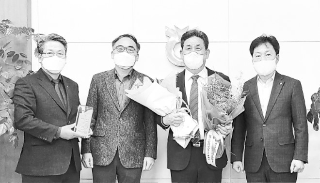 13-고산농협, 지도사업 선도농협상 --.jpg