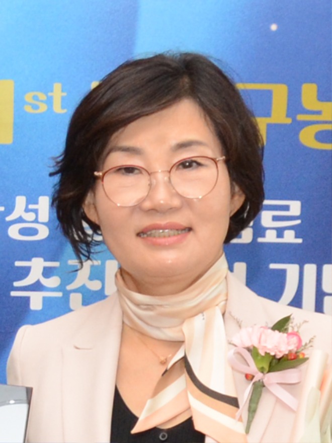 김영희 조합장.jpg